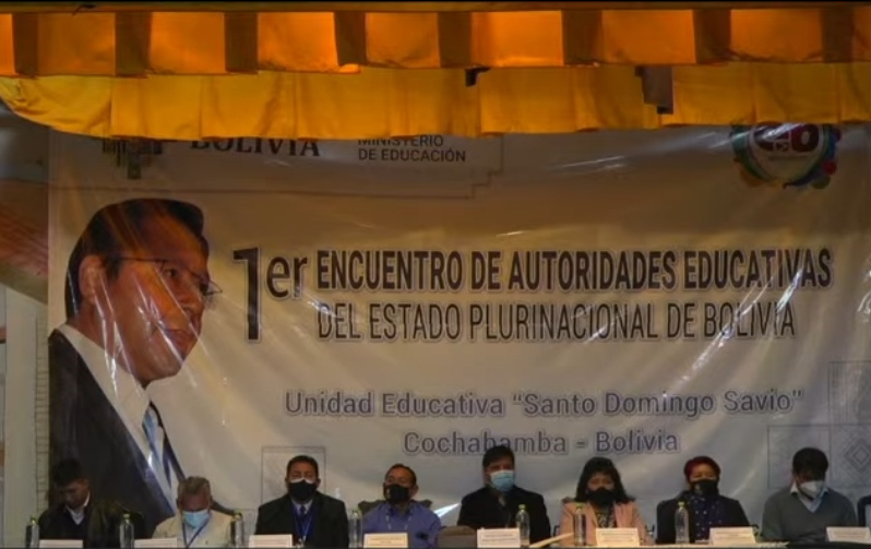 Ministro prevé que hasta fines de abril el 100% de los estudiantes haya recuperado su derecho a la educación