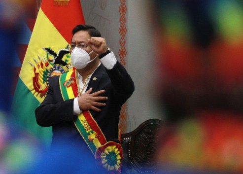 Arce pondera beneficios de medidas tributarias para la reactivación de la economía