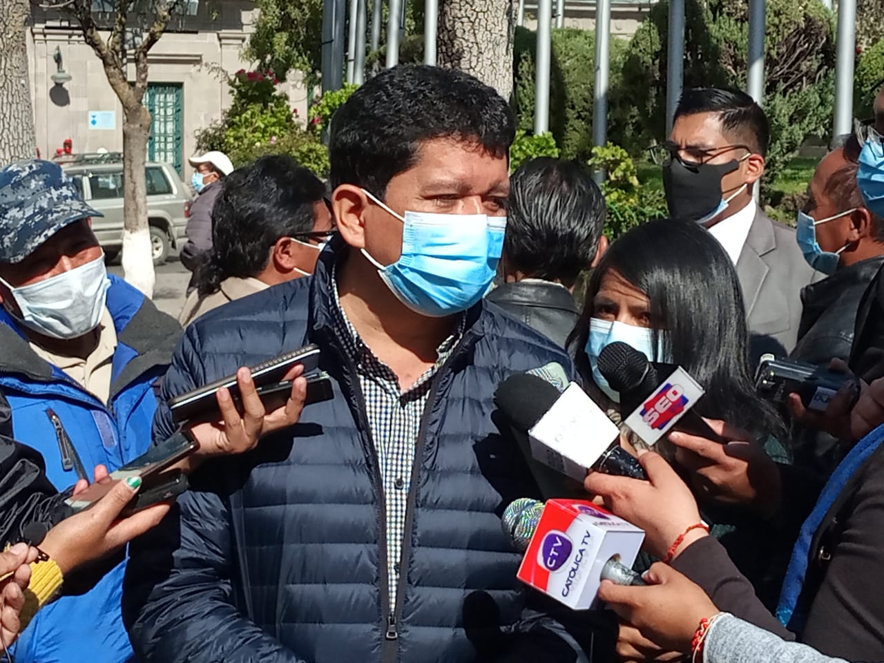 Senador Flores: Exceso de democracia en Bolivia permite a opositores llamar a acciones de sedición