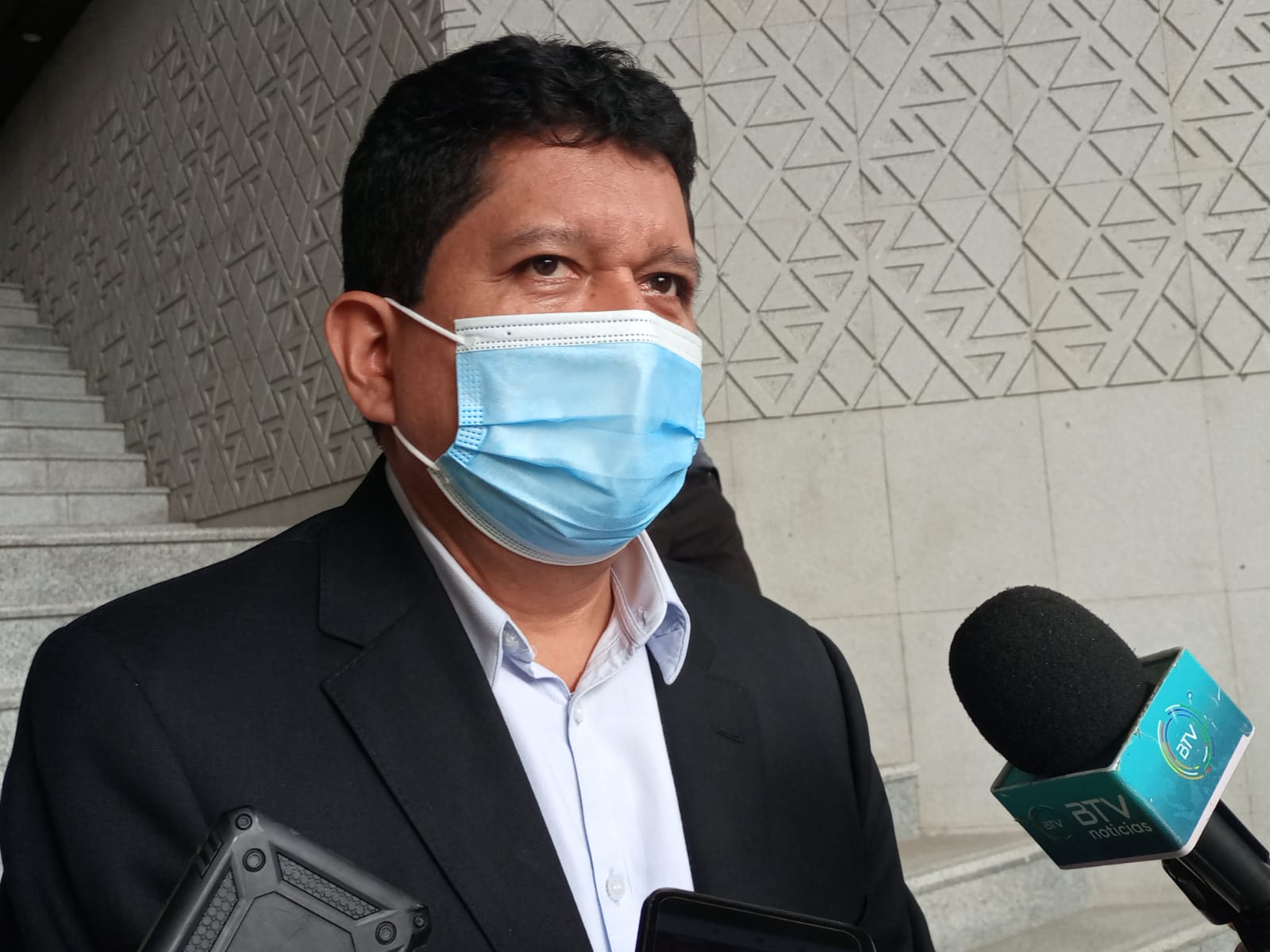 Luis Adolfo Flores, legislador del MAS, presidirá la Comisión de Ética del Senado