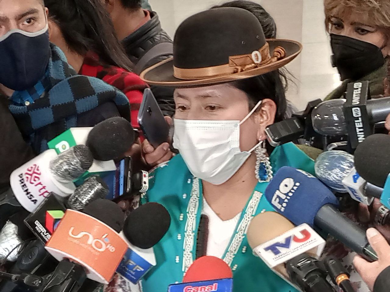 Senadora Velasco resalta la identidad pluricultural de Bolivia en el Día Internacional de la Lengua Materna