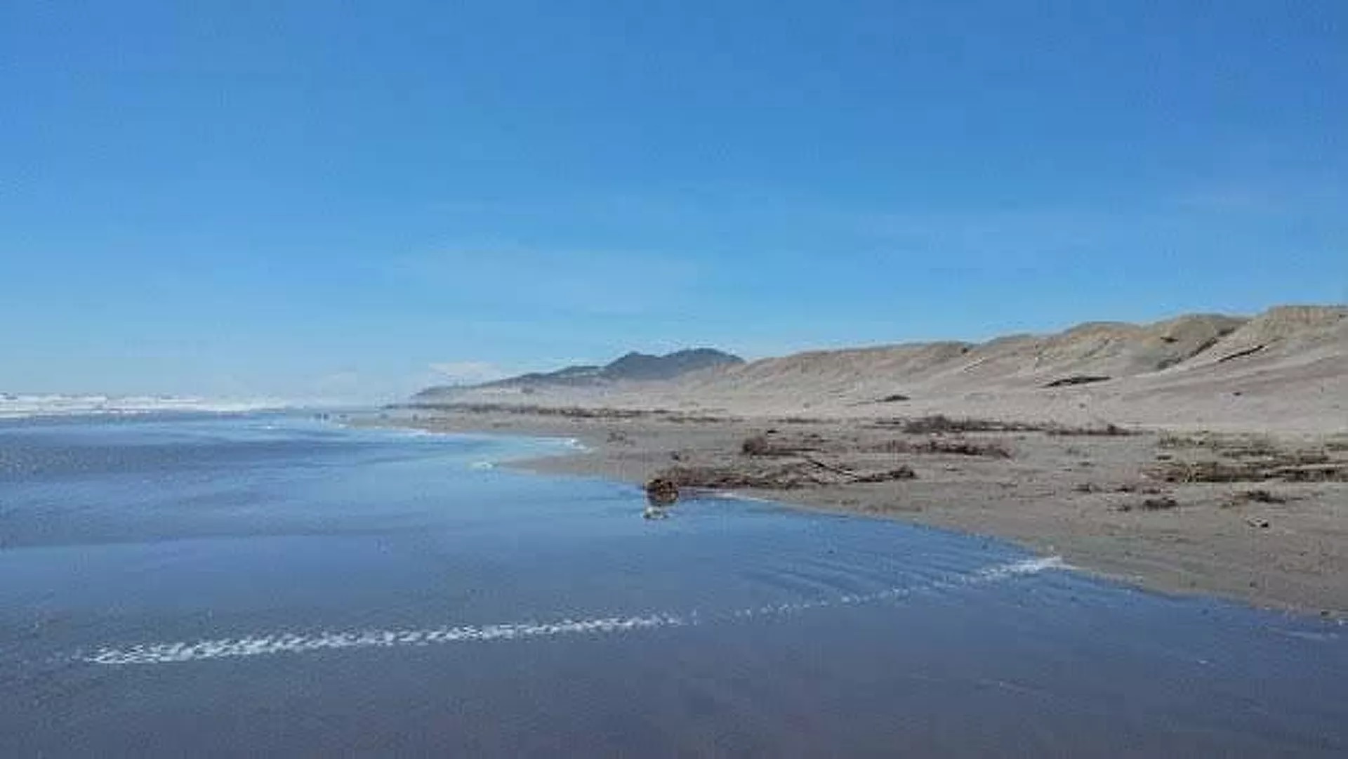 Dos muertos en Perú por oleaje anómalo tras una erupción submarina en Tonga