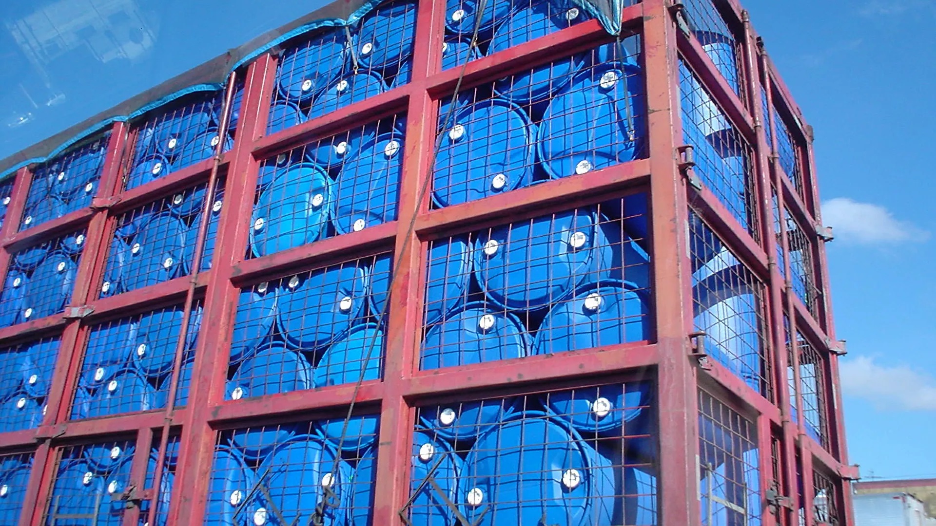 Rusia reduce aranceles a las exportaciones del petróleo desde el 1 de septiembre