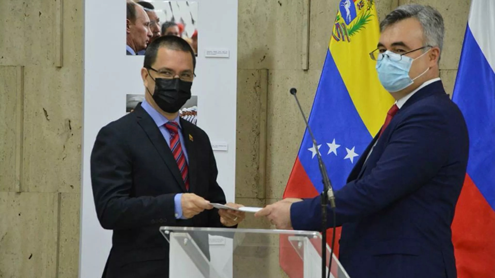 Rusia y Venezuela desarrollan nuevas rutas turísticas