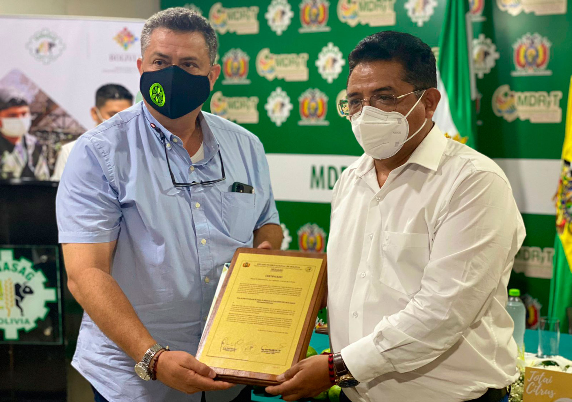 Senasag entrega certificación fitosanitaria a la empresa Totaí-Citrus para aumentar exportaciones