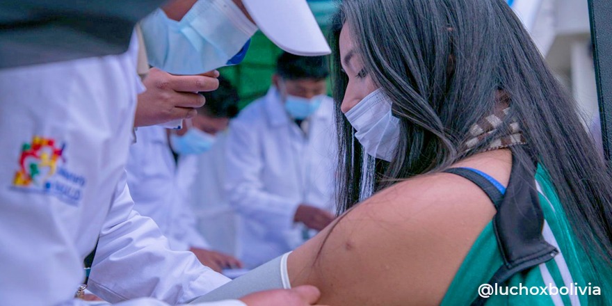 Ministro de Salud afirma que 49% de primeras dosis de vacunas están disponibles y pide acelerar inmunización masiva