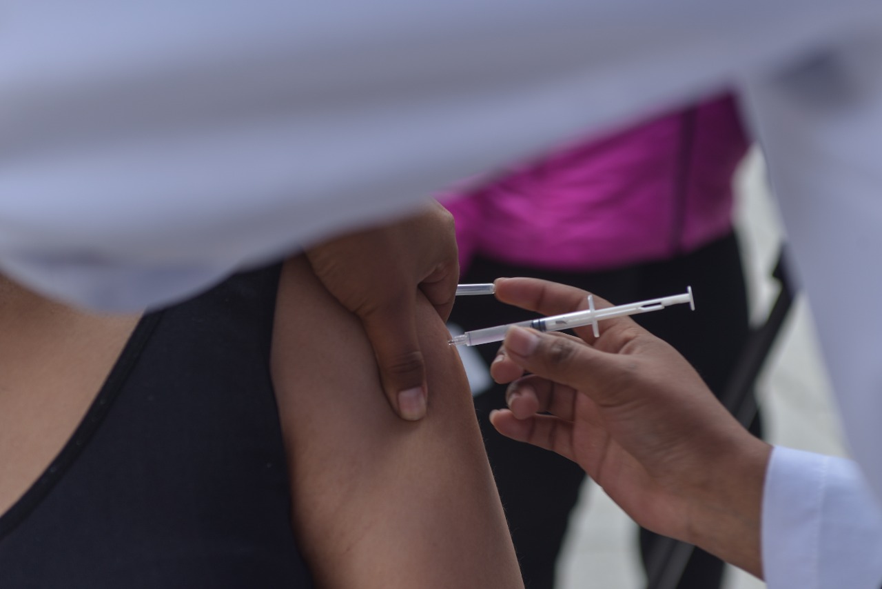 Hasta fin de mes, el 100% de los trabajadores de la prensa del país podrían ser inmunizados