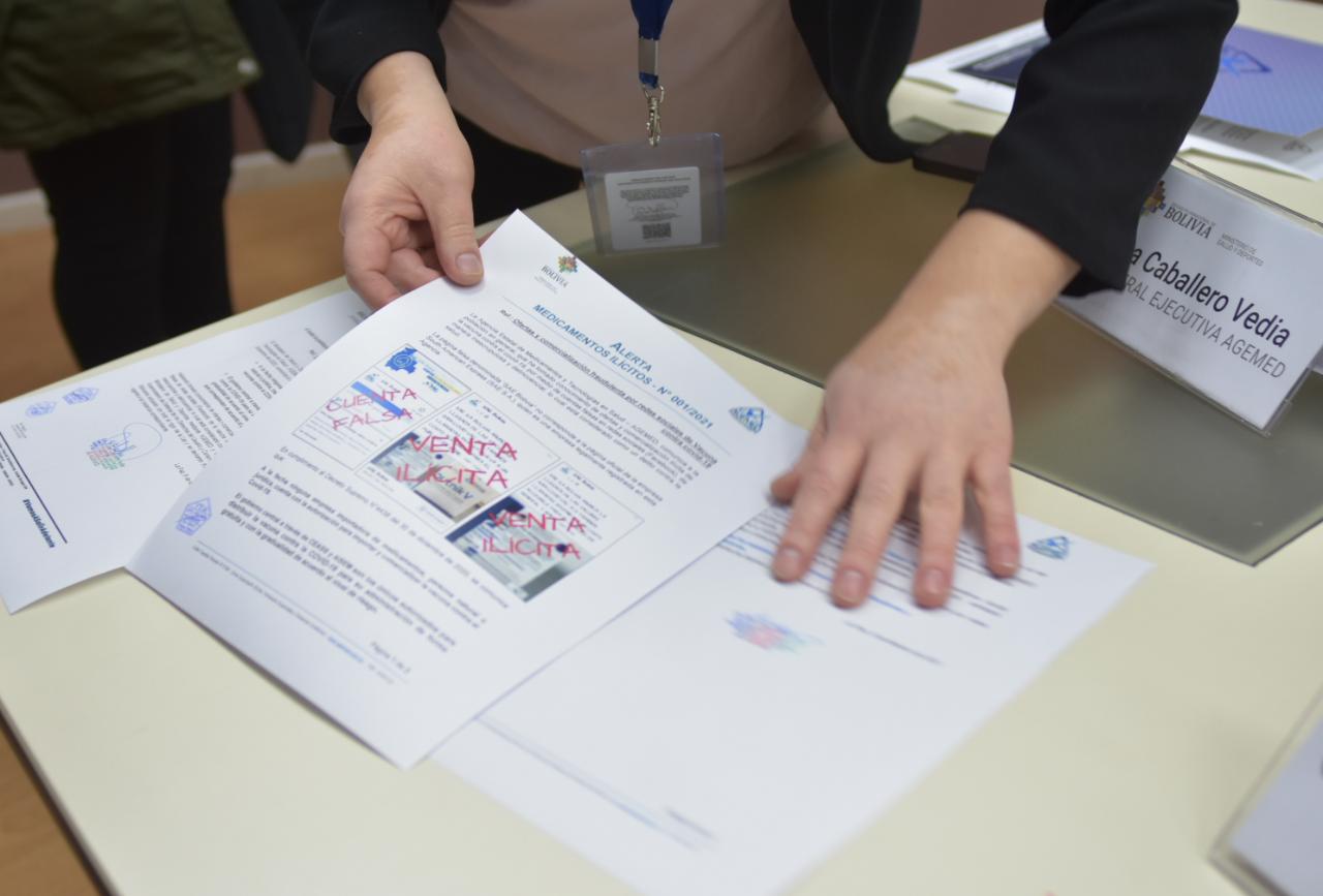 Policía comienza investigación sobre oferta de vacunas contra el COVID-19 por redes sociales