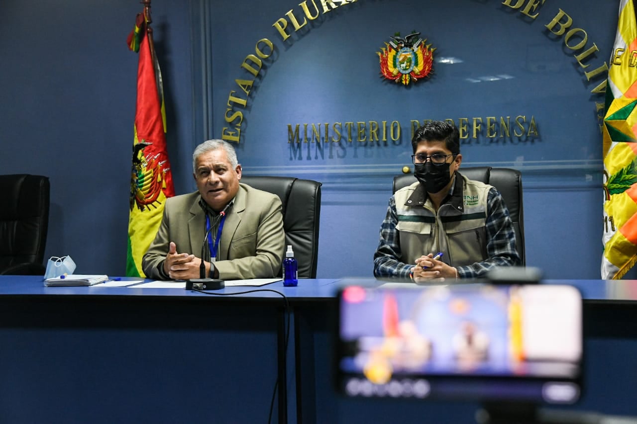 Gobierno trabaja para liberar a los tres militares detenidos en Chile