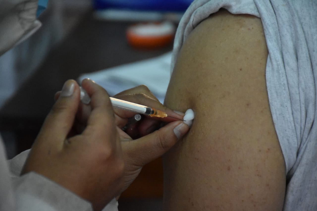 Reportan que más del 95% de personal de la Terminal de Buses de La Paz está inmunizado contra el COVID-19