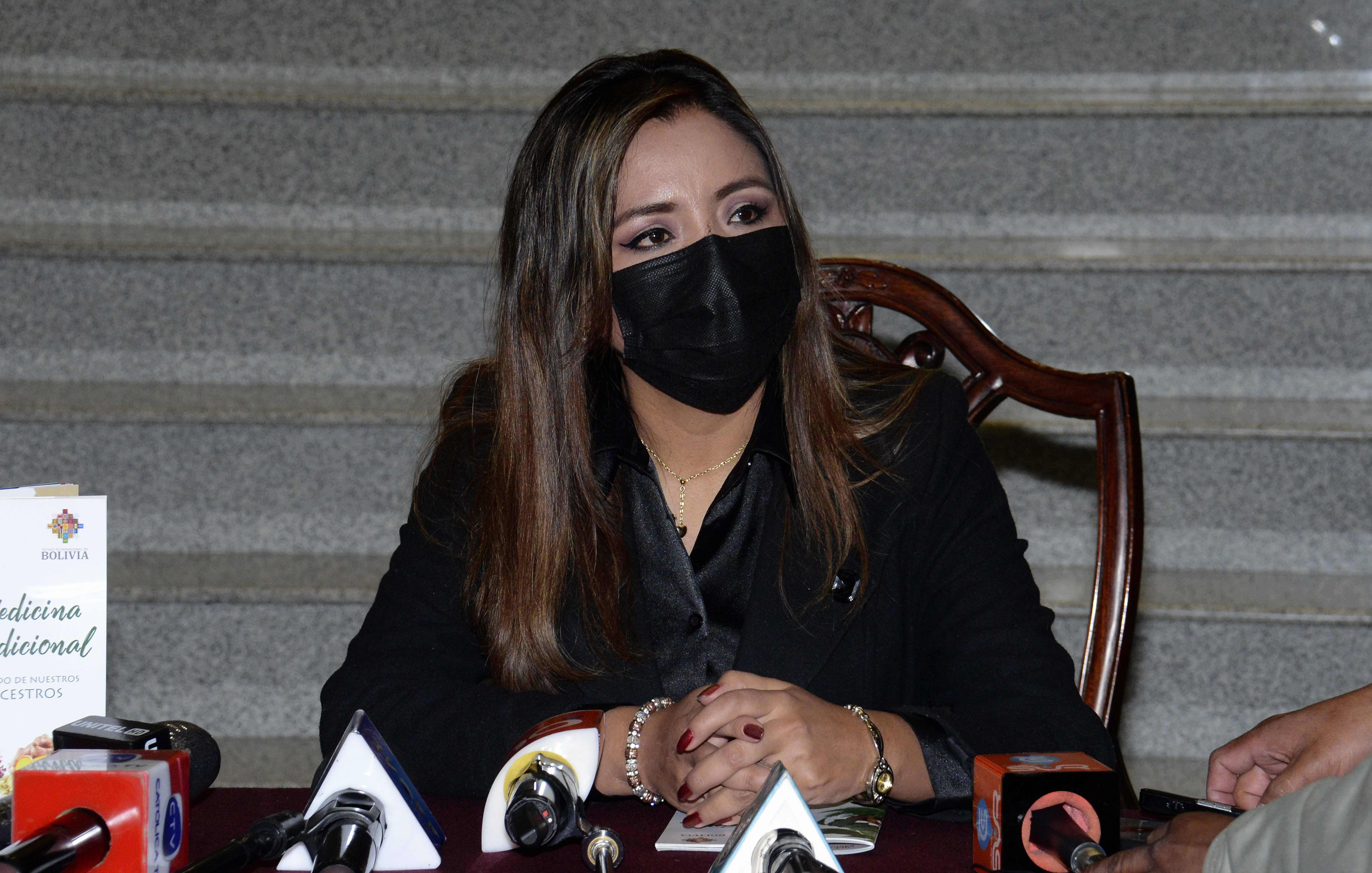 Viceministra Alcón ratifica que Gobierno está abierto a dialogar con todos los sectores que tengan dudas sobre la Ley 1386