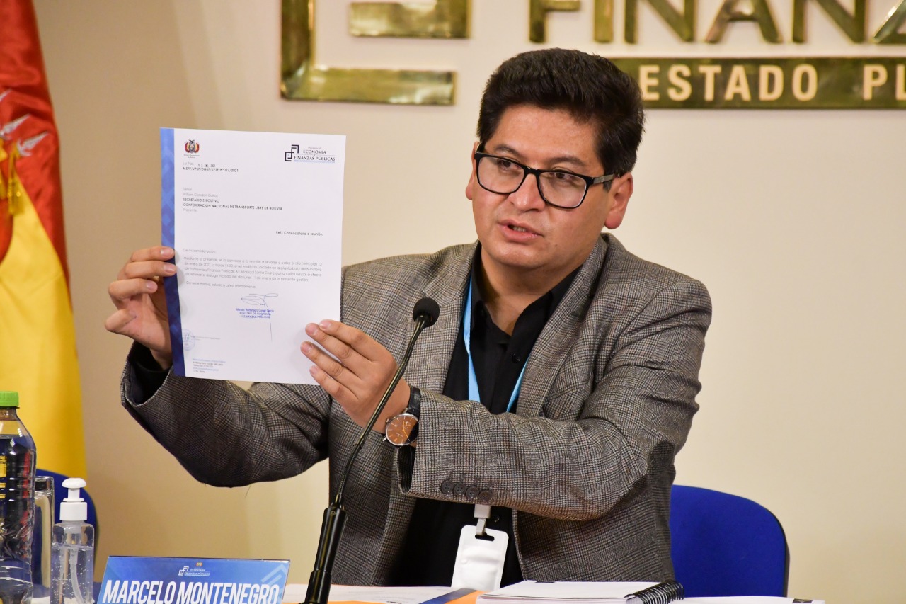 Gobierno convoca a los transportistas a retomar el diálogo el miércoles desde las 14:00