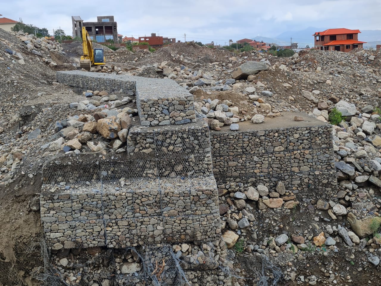 Defensa Civil mantiene cooperación por desbordes en Cochabamba y La Paz y alista evaluación de daños en Beni