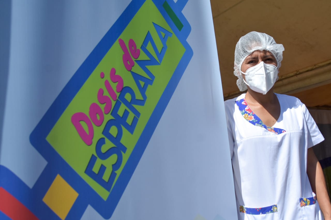 Viceministra Alcón destaca que el Gobierno garantiza el derecho a la salud con vacunas contra el COVID-19