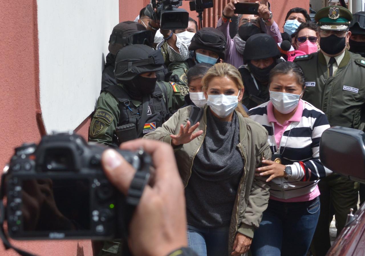 Legisladores califican como política la carta de Áñez y aseguran que se respetan sus derechos