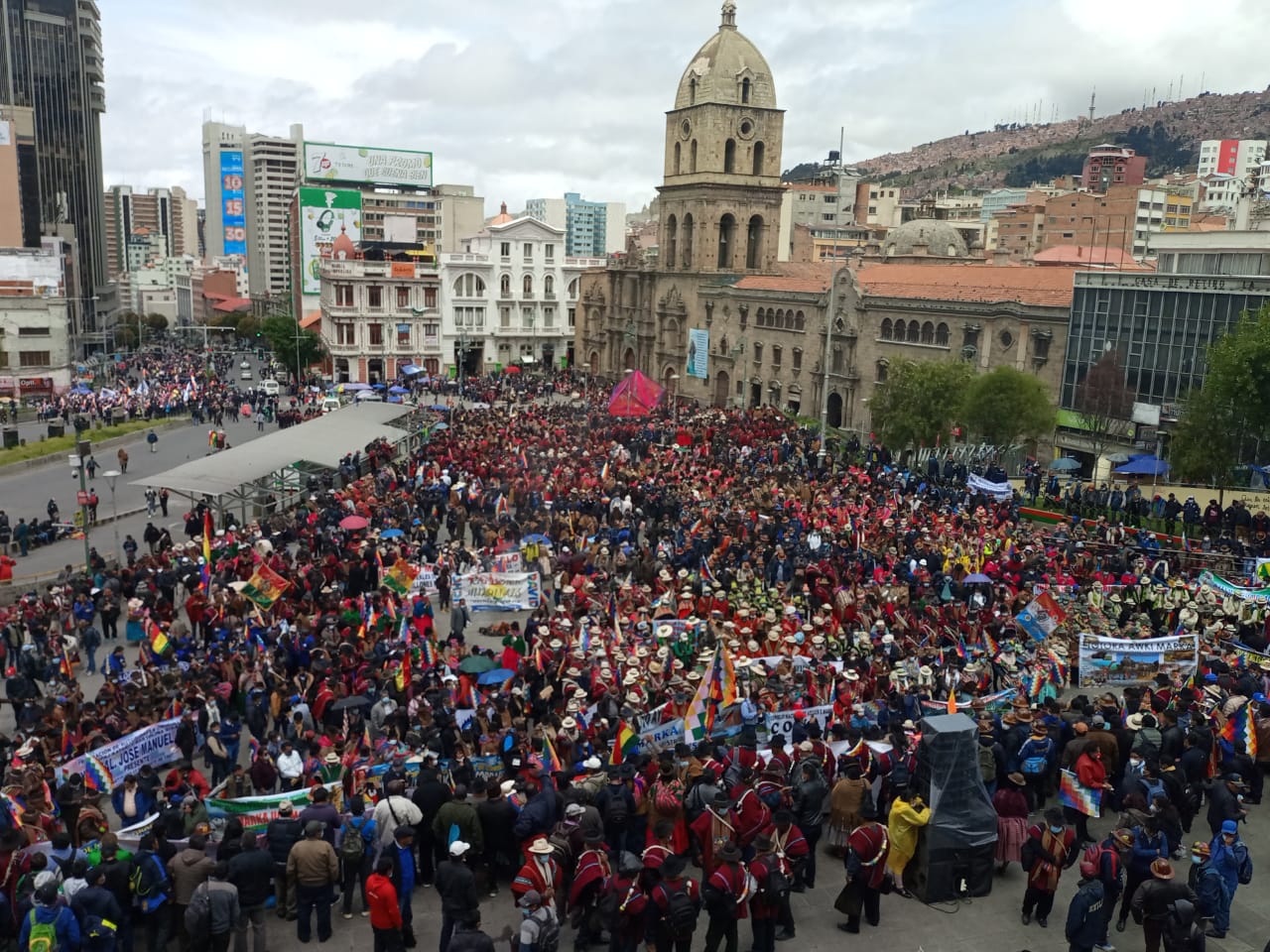 Organizaciones sociales reclaman justicia en las calles por la vulneración de derechos humanos en el régimen de Áñez