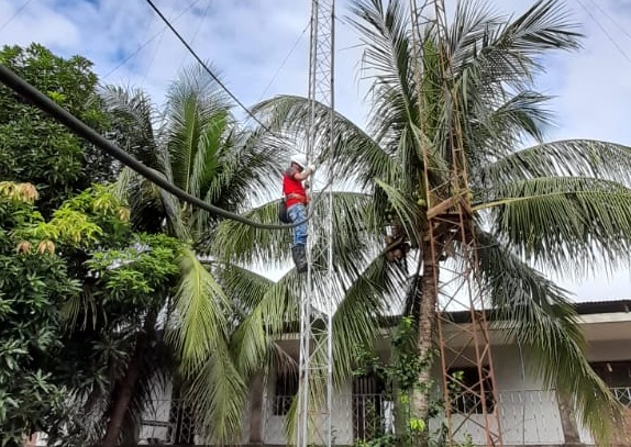 Gobierno reactiva la radio comunitaria “La voz del campesino borjano” en Beni