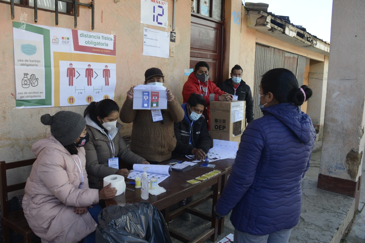 TED de La Paz habilita 40 puntos para la extensión de certificados de impedimento