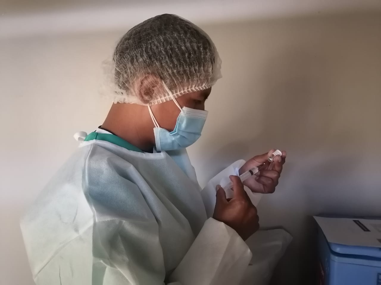 Ministerio de Salud intensifica vacunación en seis puntos de vacunación en La Paz y El Alto