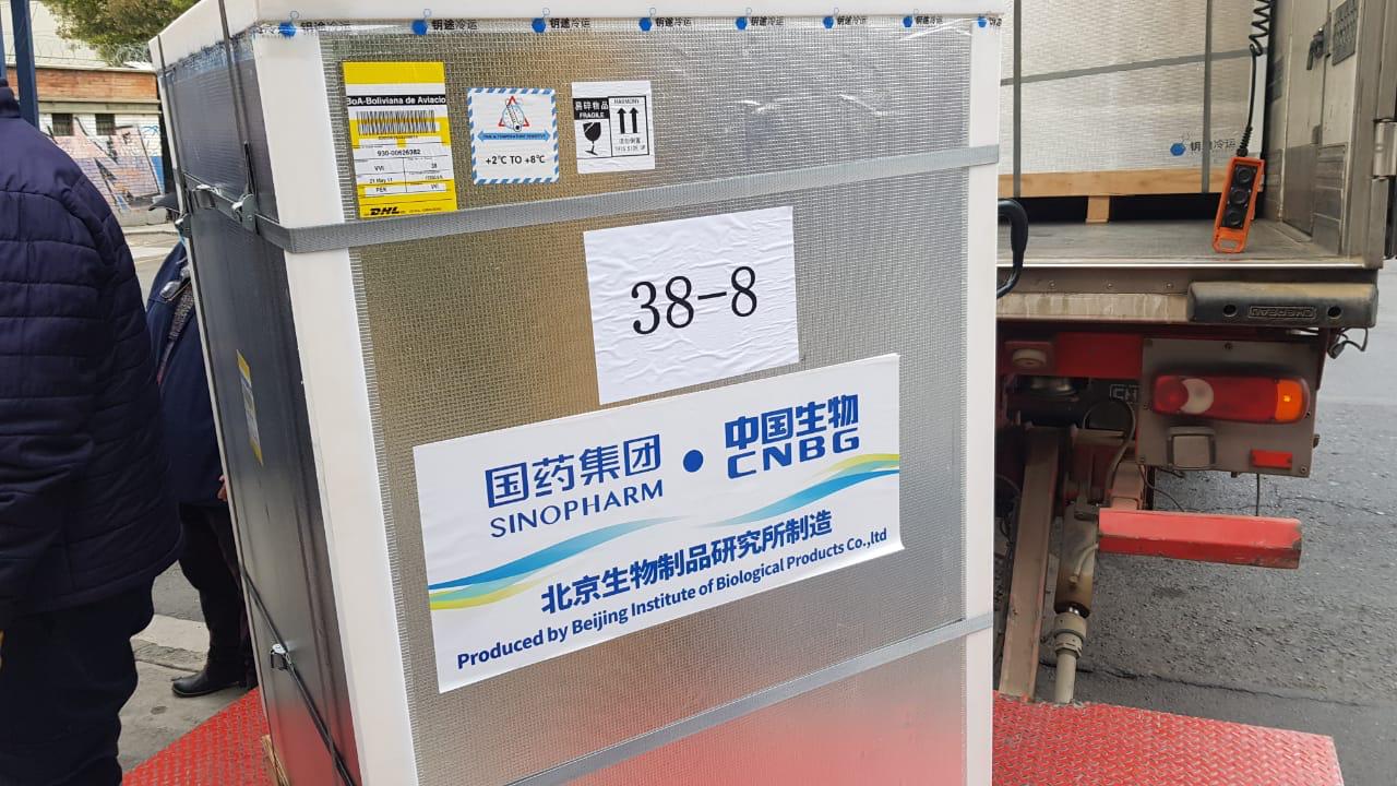 Operativo logístico de Salud distribuye de forma inmediata las 334.400 vacunas a los nueve departamentos del país