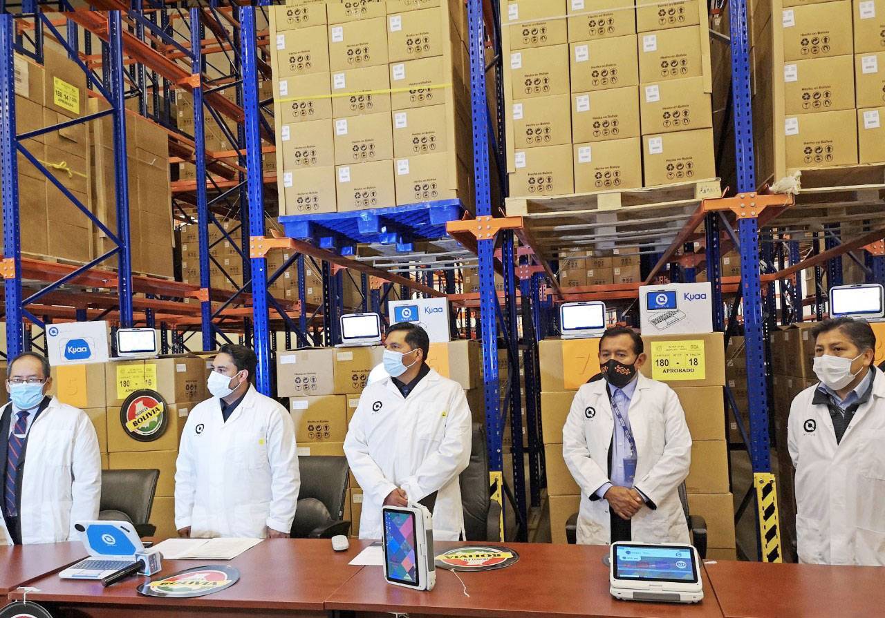 Gobierno distribuirá cerca de 37.000 computadoras para apoyar a la educación en Bolivia
