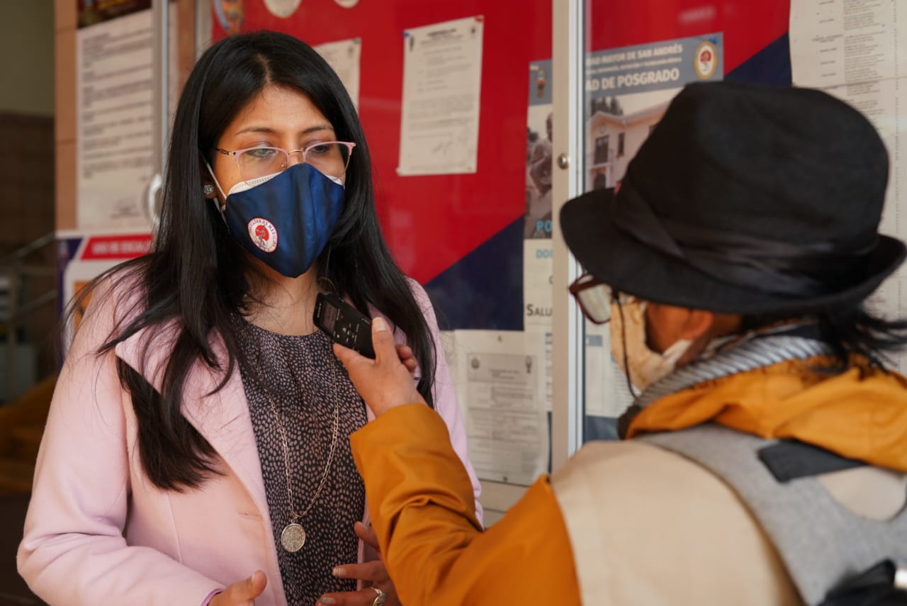 UMSA suspende vacunación masiva este jueves y mañana viernes, por el feriado y desinfección