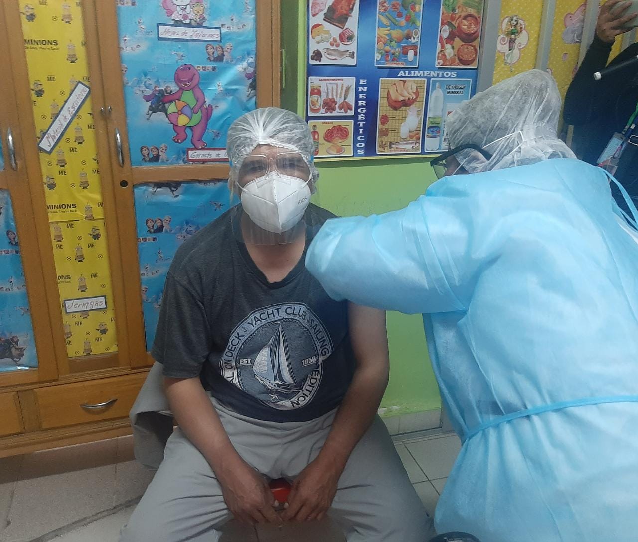 Convocan a transportistas y maestros a vacunarse contra el coronavirus en Oruro