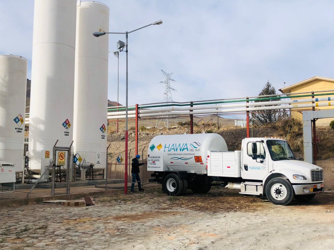 Gobierno anuncia la llegada de 60 toneladas de oxígeno medicinal desde Perú