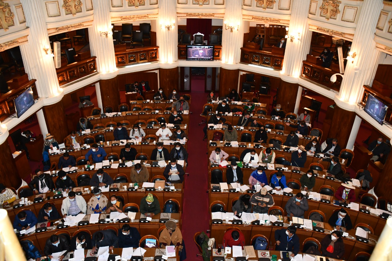 Diputados aprueban declaración camaral en contra del bloqueo económico de EEUU a Cuba