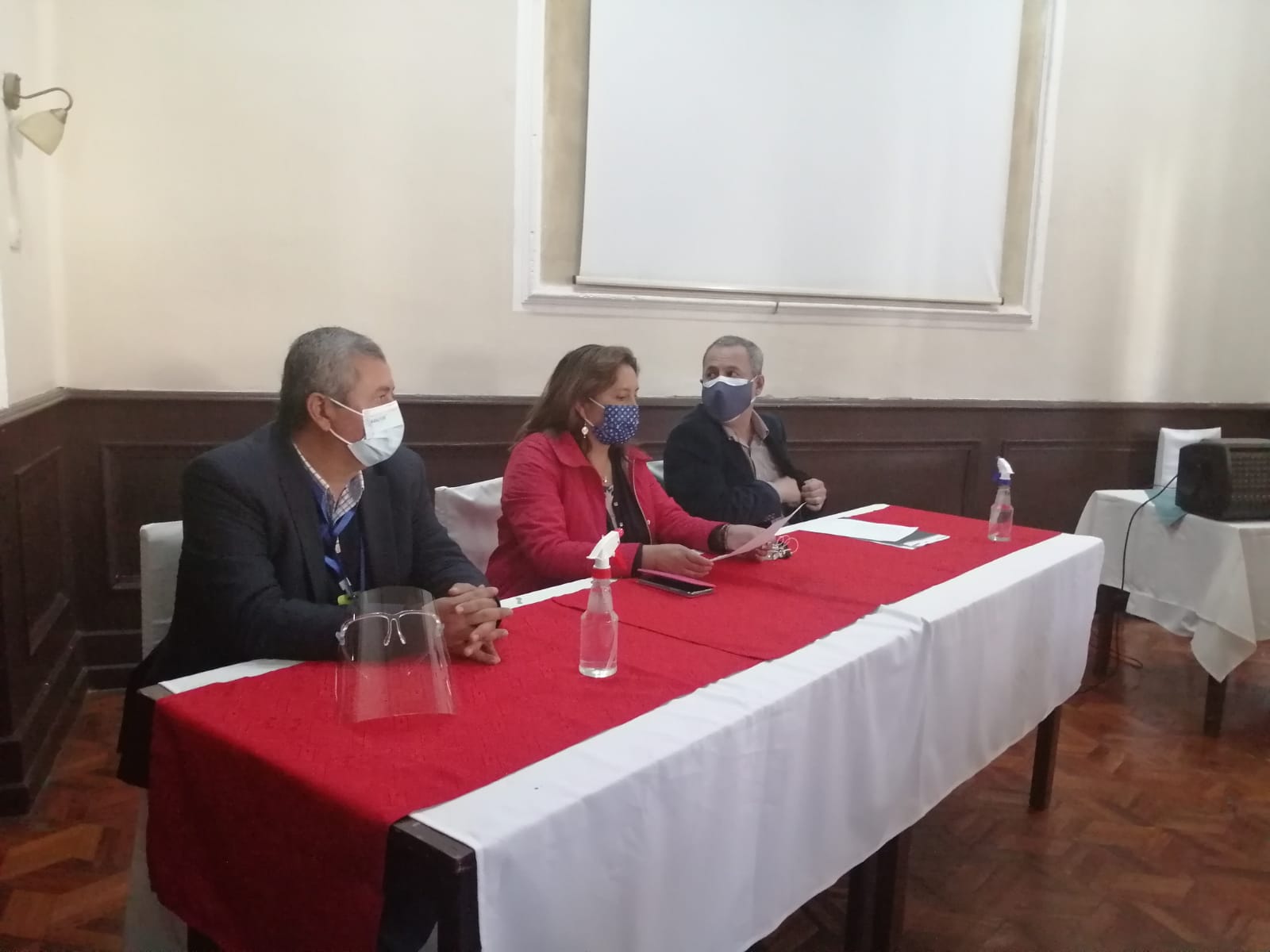 Salud canaliza 13 toneladas de oxígeno de Karachipampa para el hospital San Juan de Dios de Tarija