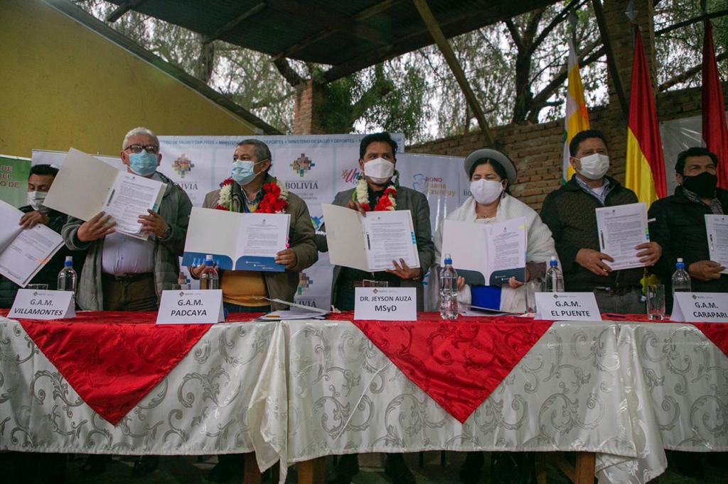Gobierno refuerza sistema de Salud de los 11 municipios del departamento de Tarija tras firma de convenio
