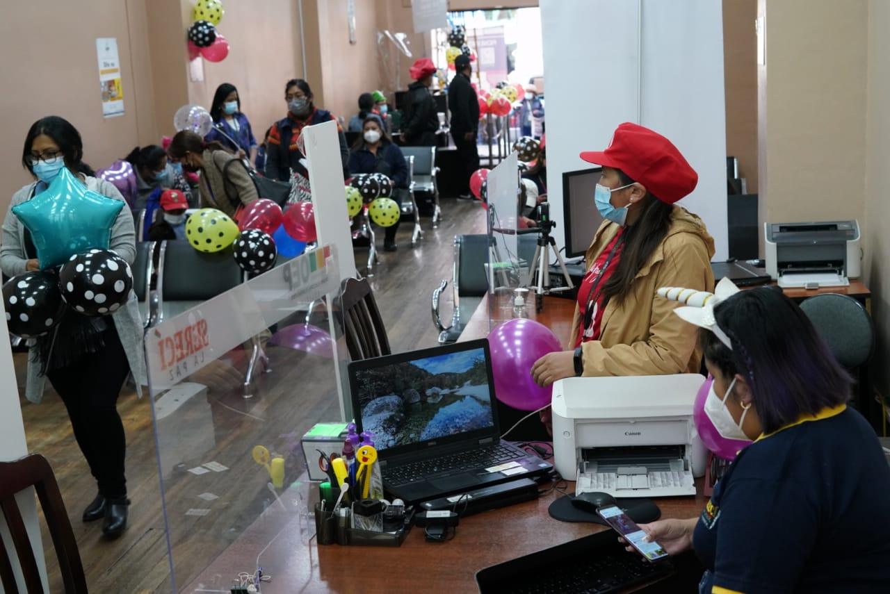 Otorgan más de 1.200 certificados de nacimiento gratuitos a menores que habitan en albergues y centros infantiles