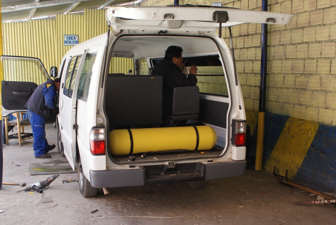 EEC-GNV recibe 6.680 cilindros para GNV correspondientes a la segunda entrega