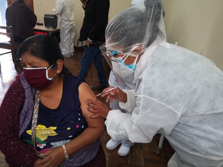 Viceministra Hidalgo: Sobrepasamos el récord de inmunización planteado con 108.731 vacunados en un solo día