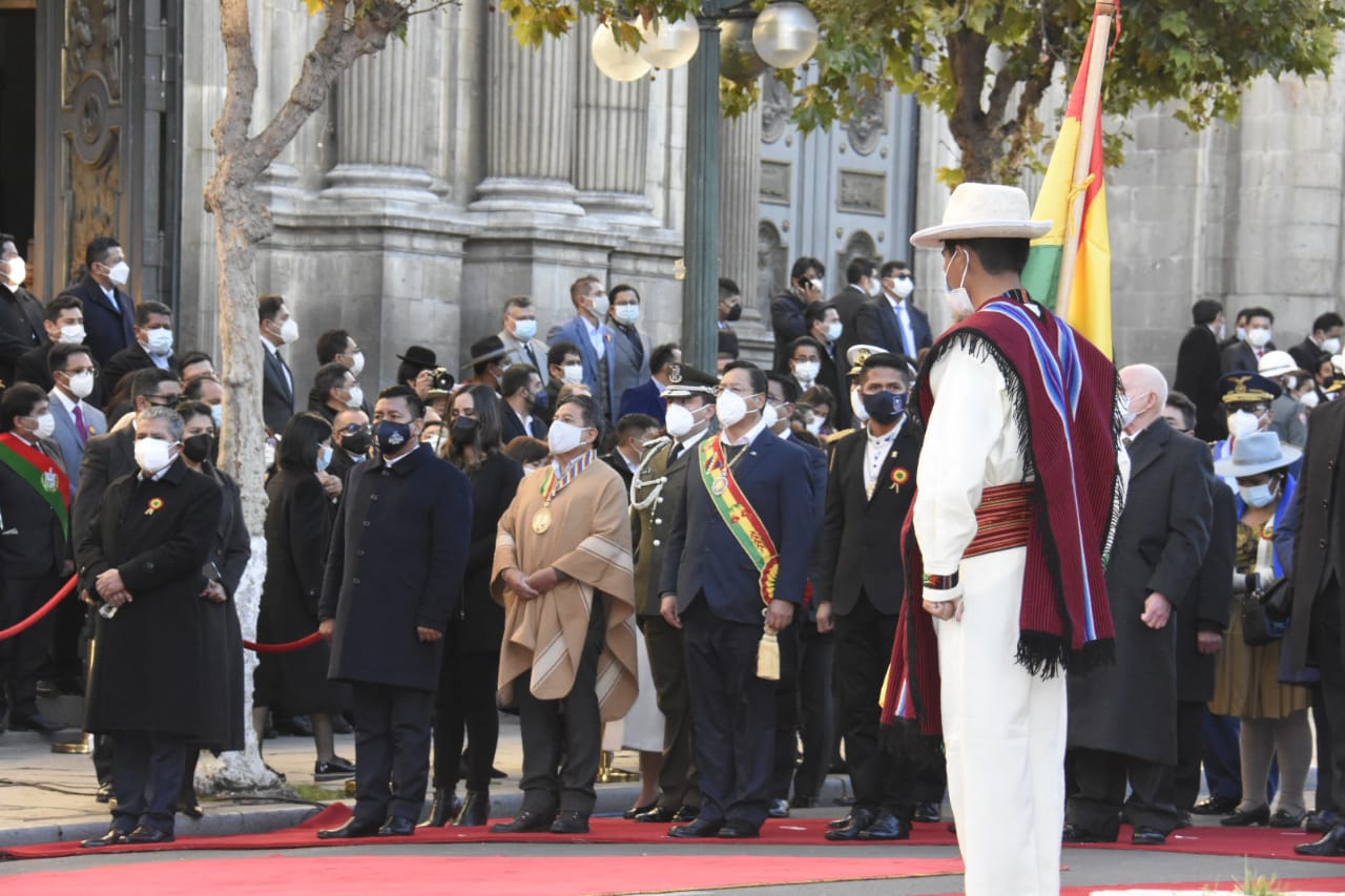 Inician los actos protocolares por los 196 años de Independencia de Bolivia (adelanto)