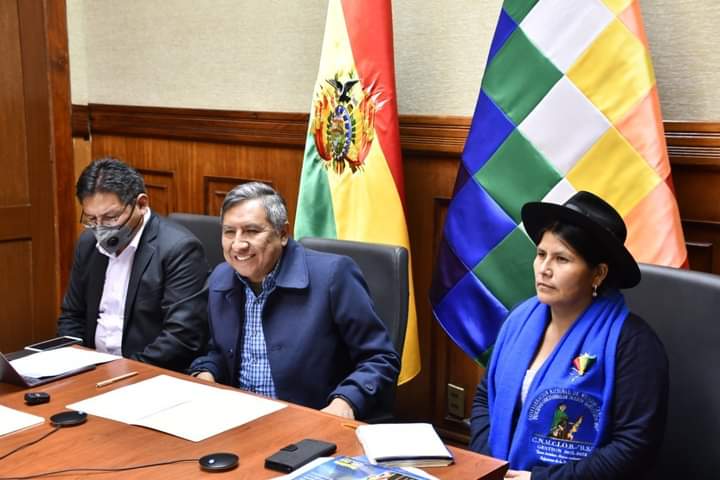 Mayta: La resistencia de los pueblos indígenas logró la construcción de un Estado Plurinacional