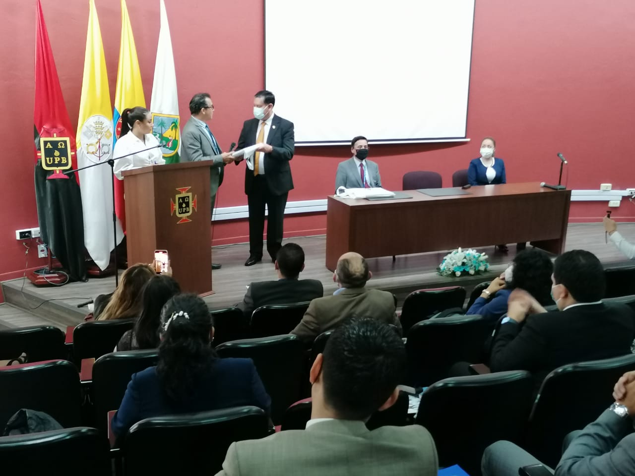 Fiscales de Bolivia y Colombia acuerdan cooperación en la lucha contra la criminalidad