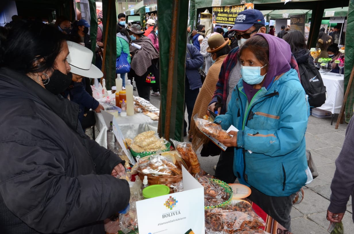 Feria nacional promueve apoyo, producción y consumo de frutos amazónicos