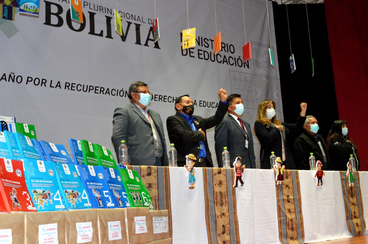 Gobierno invierte Bs 30.842.111 para textos de aprendizaje del tercer trimestre