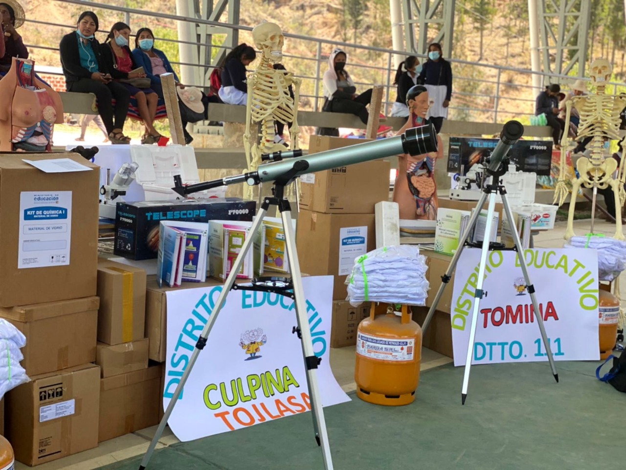 Educación proyecta ampliar el uso de laboratorios al nivel Primario