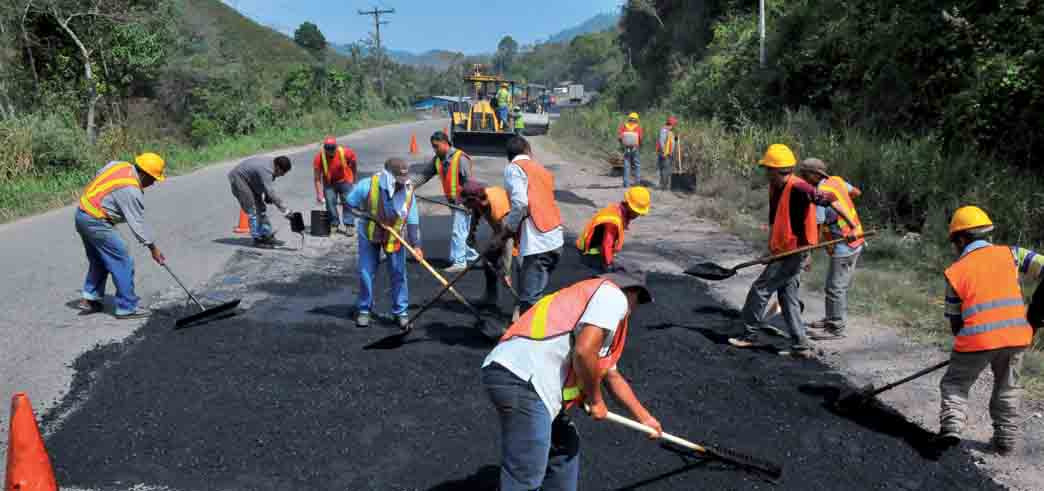 Ministerio de Trabajo dispone tolerancia laboral para los trabajadores de caminos el 5 de octubre