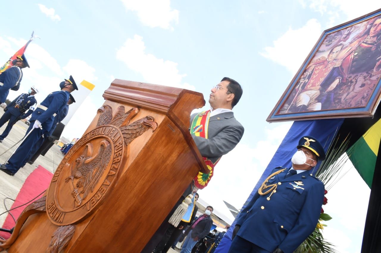 Presidente celebra el 98 aniversario de creación de la Fuerza Aérea Boliviana