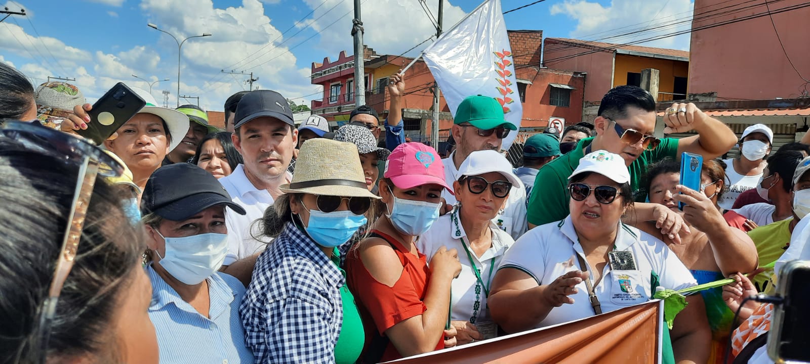 Periodista de Red Patria Nueva es intimidada y amenazada por integrantes del Comité Cívico Pro Santa Cruz