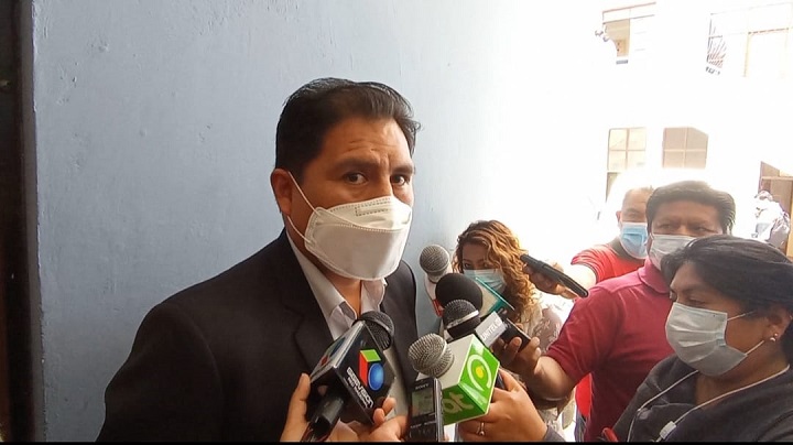 Ministro de Salud denuncia que Comité Pro Santa Cruz obstaculiza atención en salud a la población