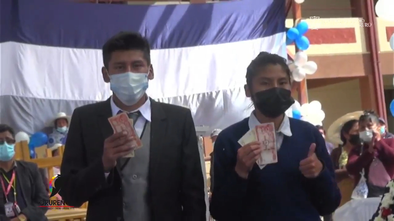 Alcaldía de Oruro da inicio al pago del Bono Escolar de Bs 300 que beneficiará a más de 96.000 estudiantes