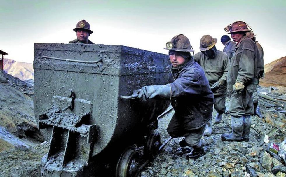 Suspenderán actividades en distritos mineros el 21 de diciembre por el “Día del Trabajador Minero Boliviano”