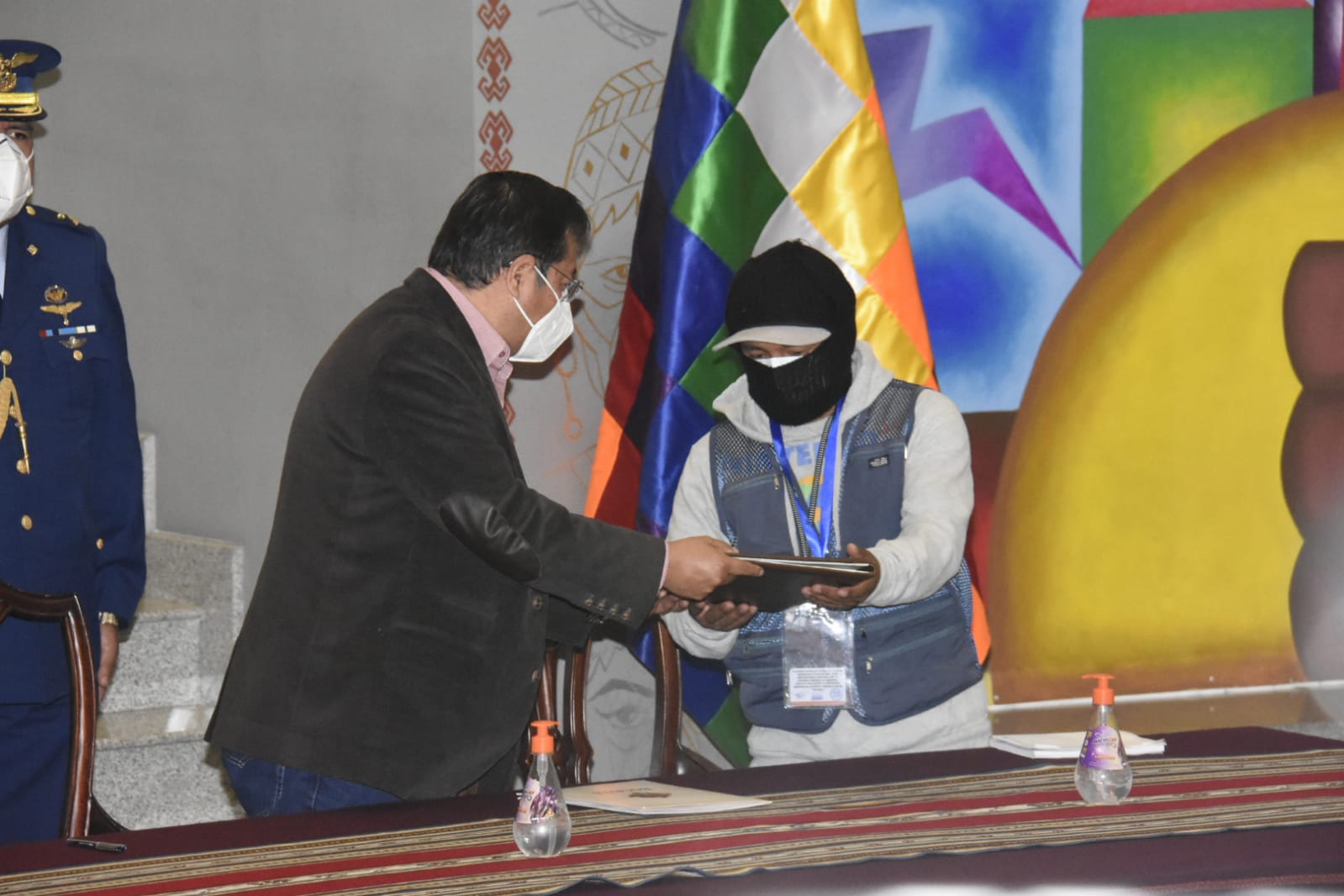 Gobierno carnetizará gratuitamente a niños y adolescentes de centros de acogida y en situación de calle (amplia)