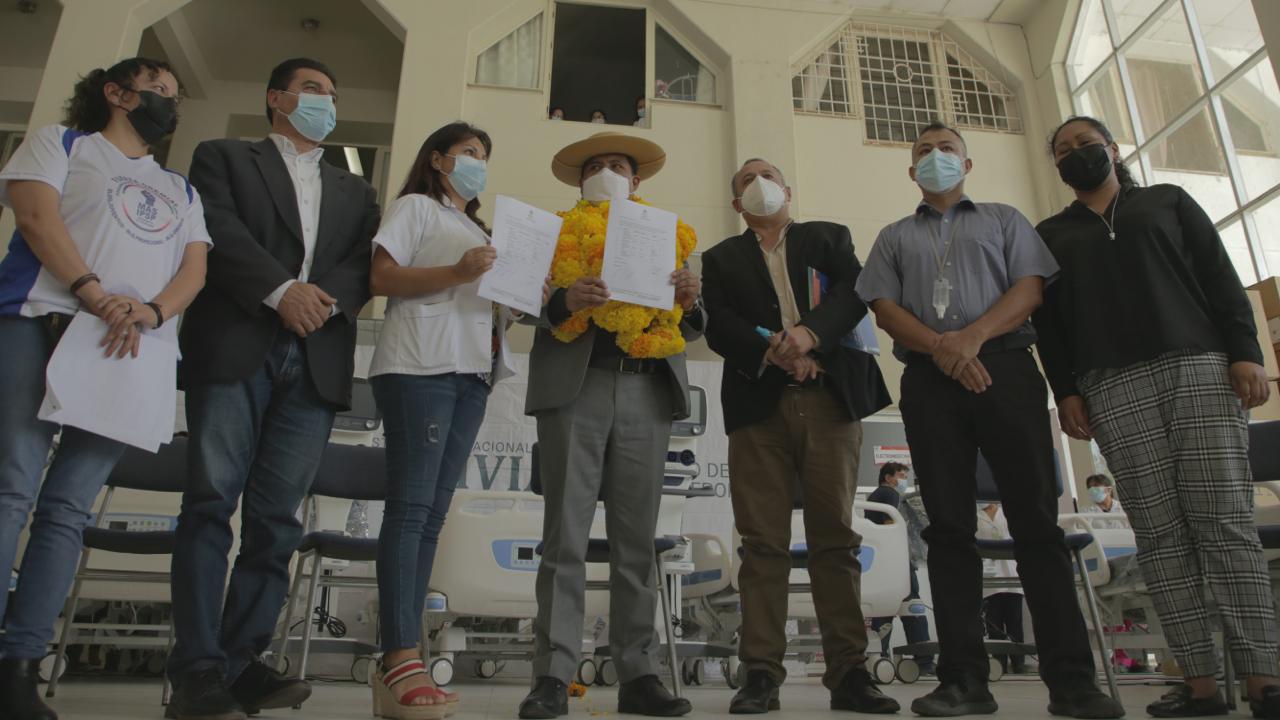 Tarija: Entregan unidades de terapia intensiva de alta gama a hospital San Juan de Dios