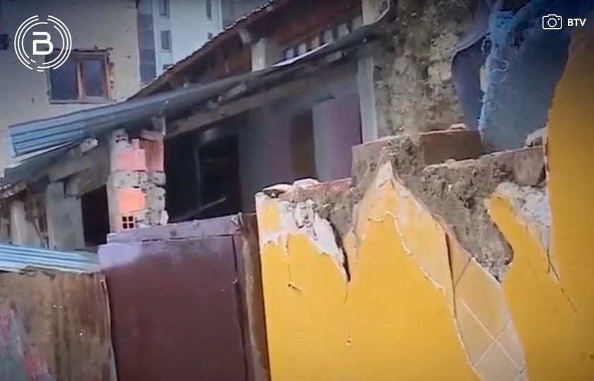 Denuncian falta de atención de la alcaldía paceña para el mantenimiento de unidades educativas