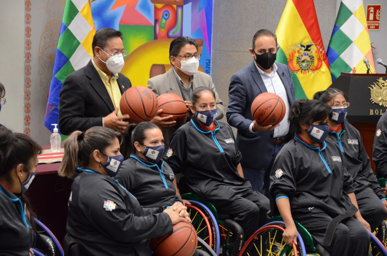 Presidente lamenta acciones del gobierno de facto que perjudicaron al deporte boliviano